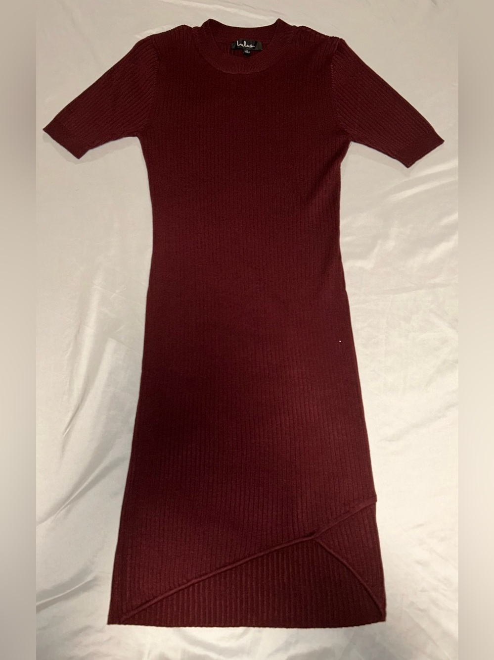 Lulu's Ribbed Midi Dress in Burgundy